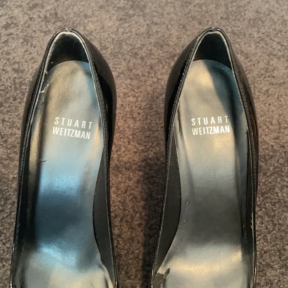 Stuart Weitzman black patent leather pump size 6.5 - Picture 3 of 11